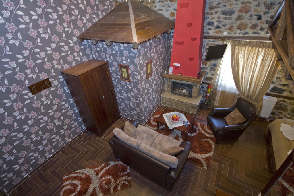 Guesthouse Elati - Pella Палеос-Айос-Атанасіос Екстер'єр фото